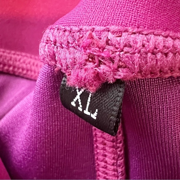 Girls Who Powerlift GWPL Mesh Pocket Spandex Shorts - Picture 3 of 4